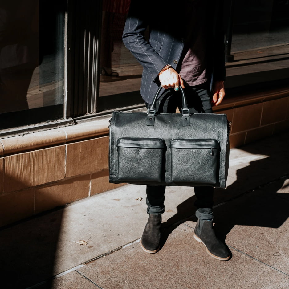 Hook and Albert Garment Weekender bag