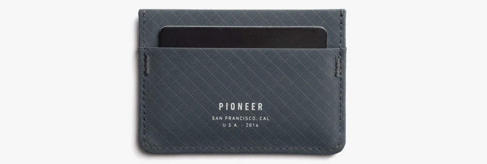 Pioneer Molecule Cardholder